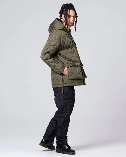 Giacca imbottita stile militare con cappuccio