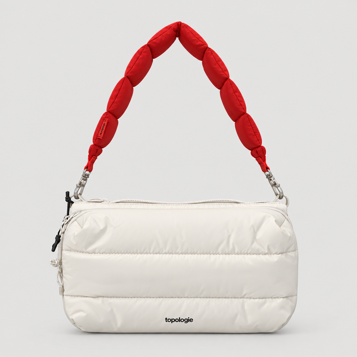 Borsa Bottle Sacoche Large Ecru Matt Coated con Puffer Wrist Strap Topologie Red
