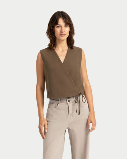 Maglia smanicata con effetto portafoglio