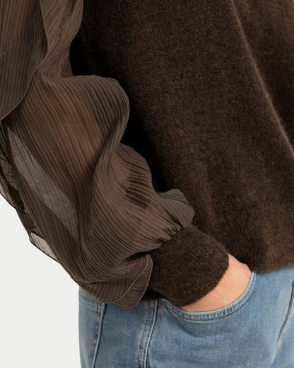 Maglia con maniche intrecciate