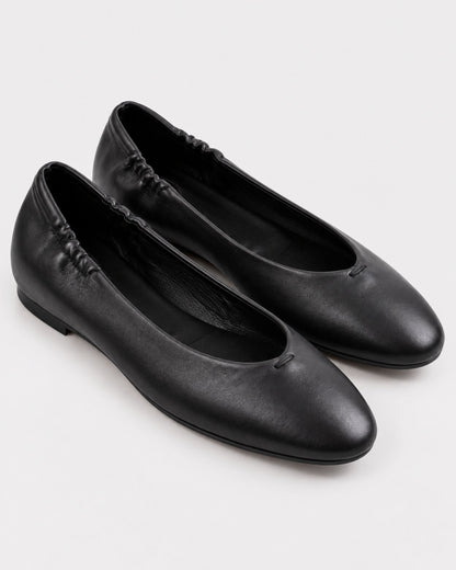 Black nappa moccasin