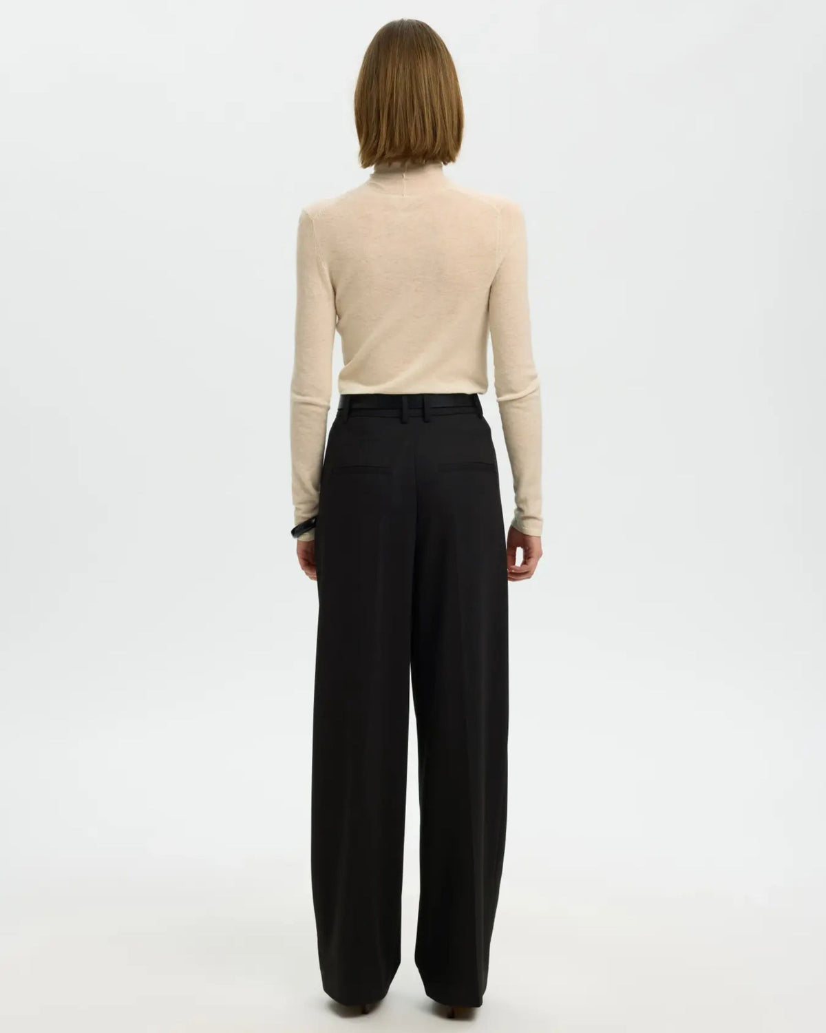 High-waisted wide-leg tailored trousers in wool blend