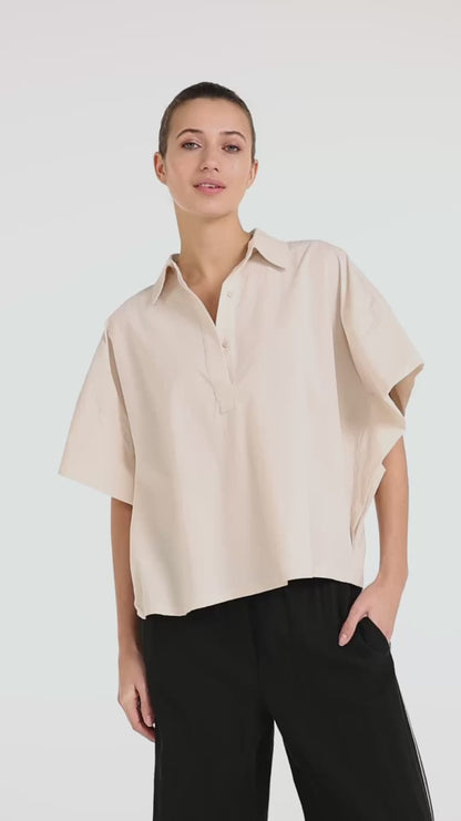 Camicia oversize con dettaglio sulle maniche